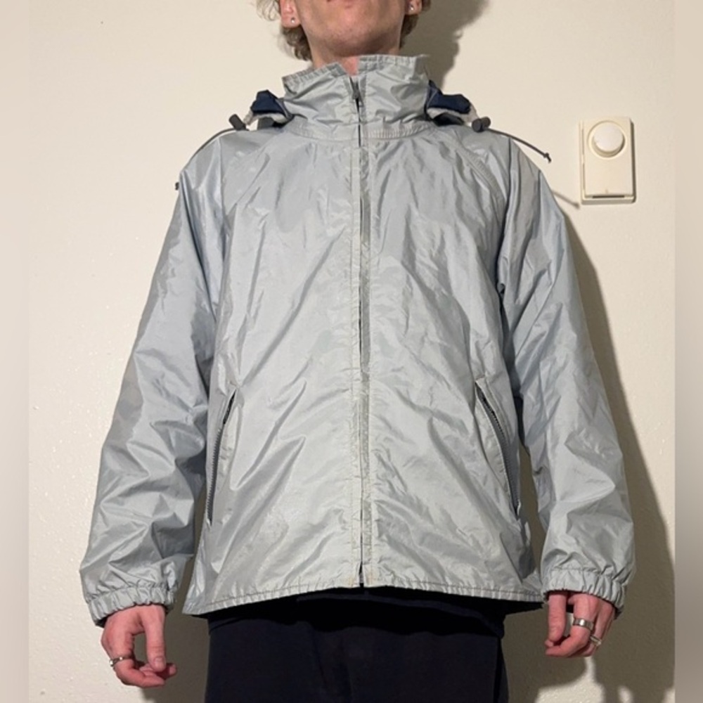 VINTAGE 80s Columbia Light Gray Hooded Men's GORE-TEX Windbreaker Jacket